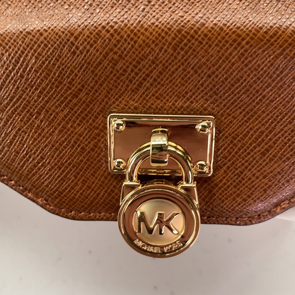 Michael Kors Wallet Clutch Luggage Style IPhone - Picture 6 of 13